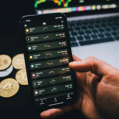Les détenteurs court terme n’accumulent plus de Bitcoin.