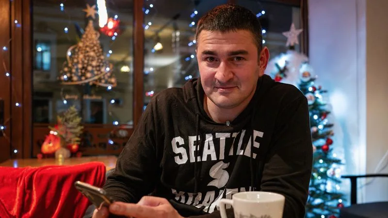 « Personne ne veut la paix »: Les Ukrainiens risquant la mort pour éviter le front