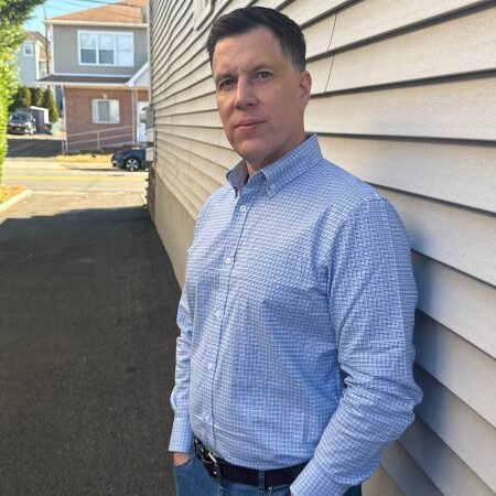 Un inconnu l’a contacté, cauchemar à 280 000 $