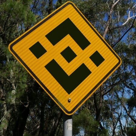Binance Announces Delisting of 5 Cryptocurrencies, Triggering Drops of Up to 33%
