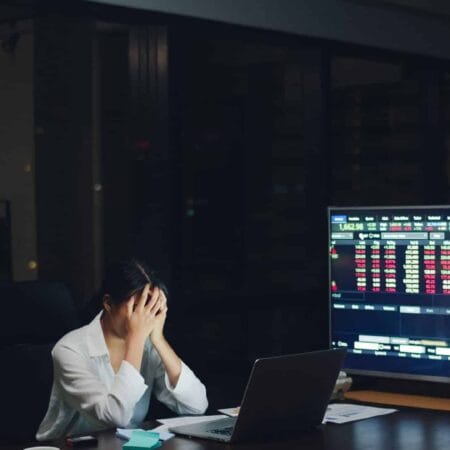 GMX Plummets After $40 Million Hack on V1 Platform