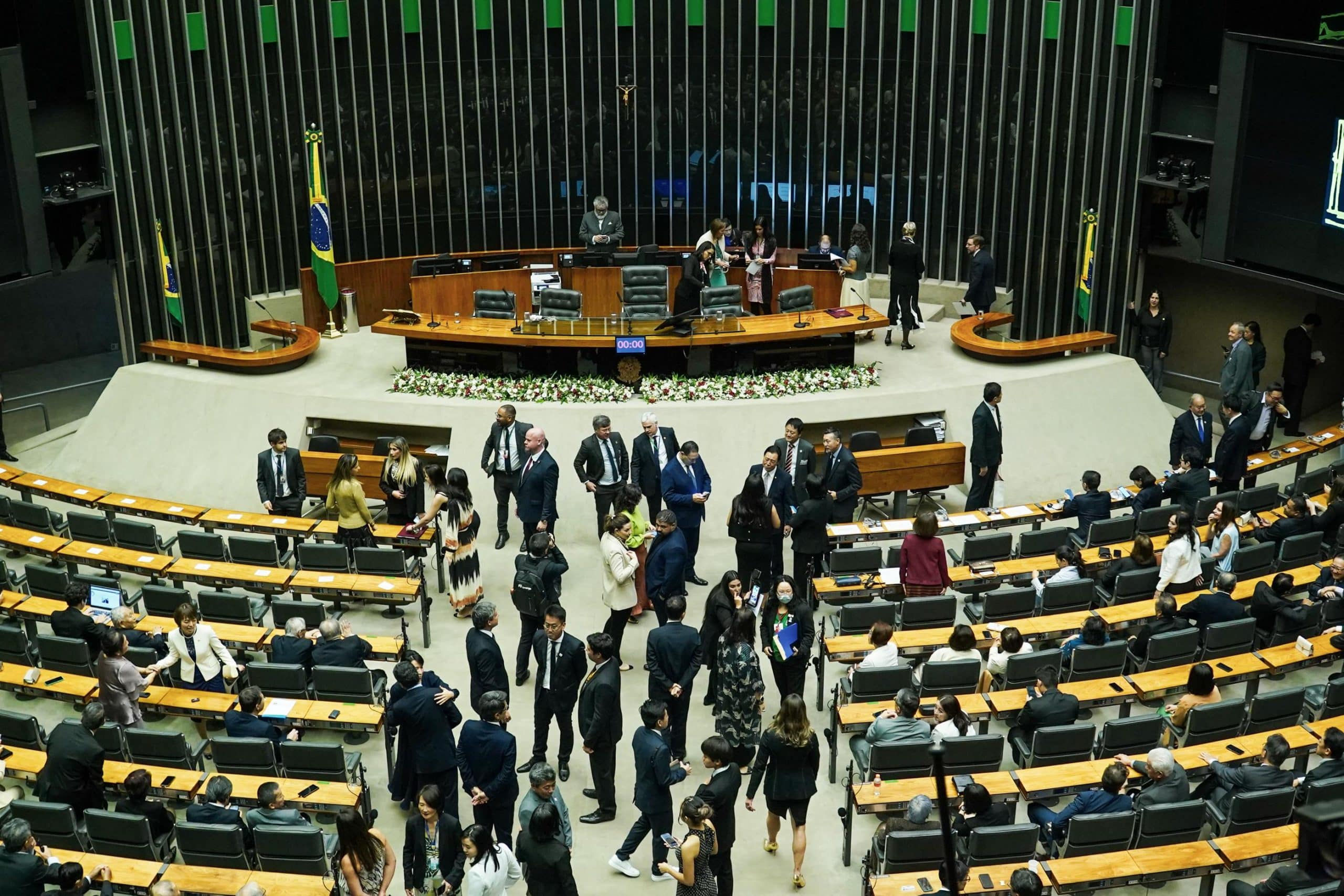 Why are politicians in Brasília keeping an eye on the crypto market?