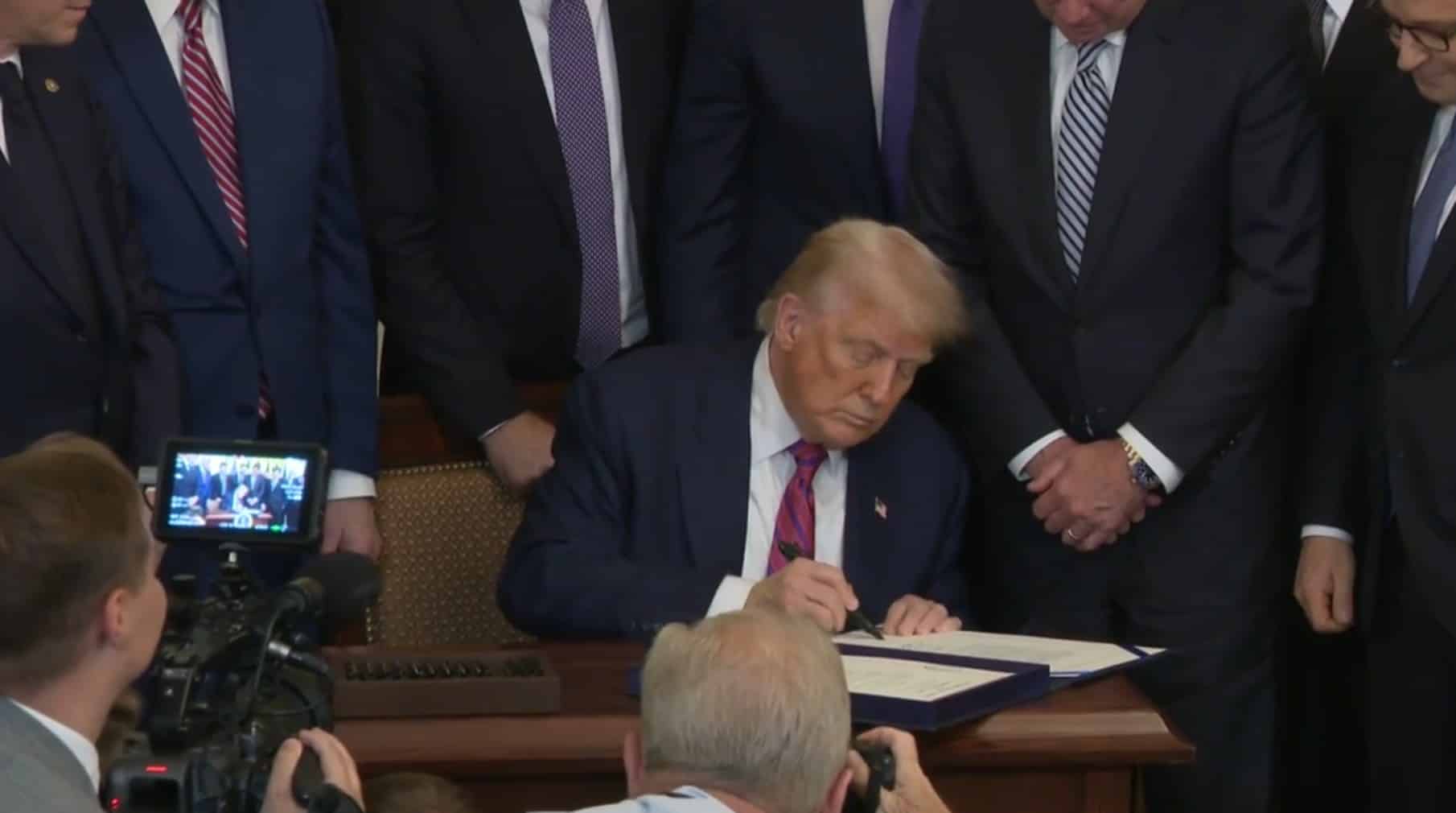 Trump Challenges BRICS, Defends Dollar, and Enacts New Crypto Law in the US