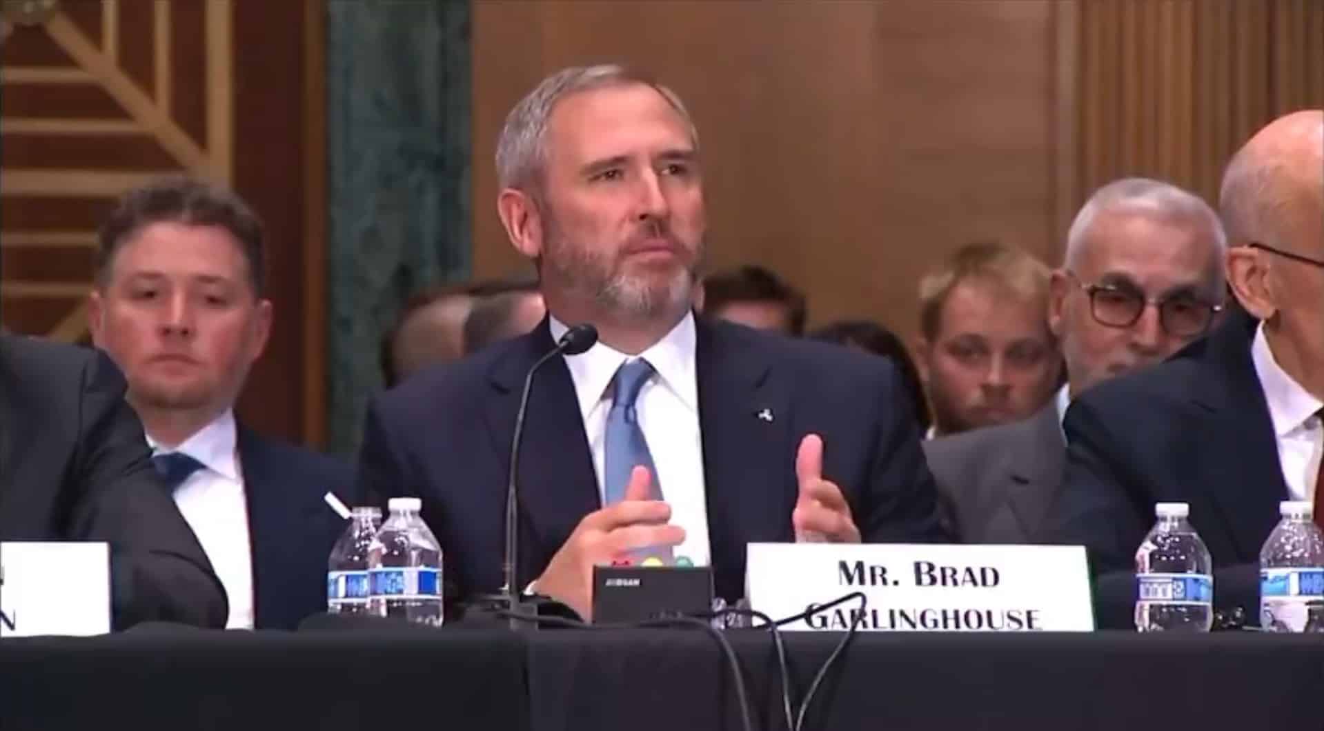 XRP Reaches $200 Billion Market Cap, Triggering ‘Altcoin Season’